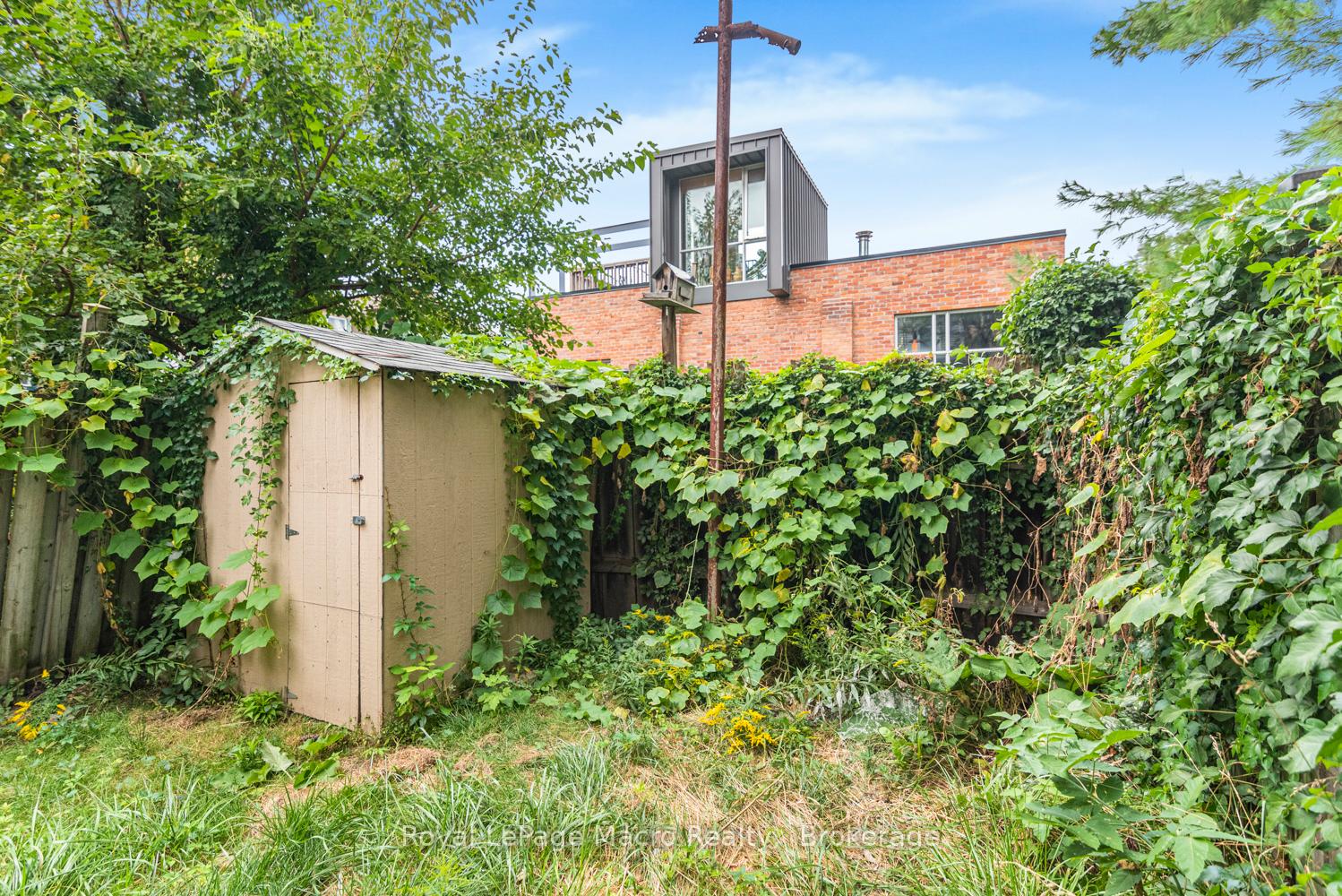 Photo 30 of 583 John Street N, Hamilton, North End — HOMEH