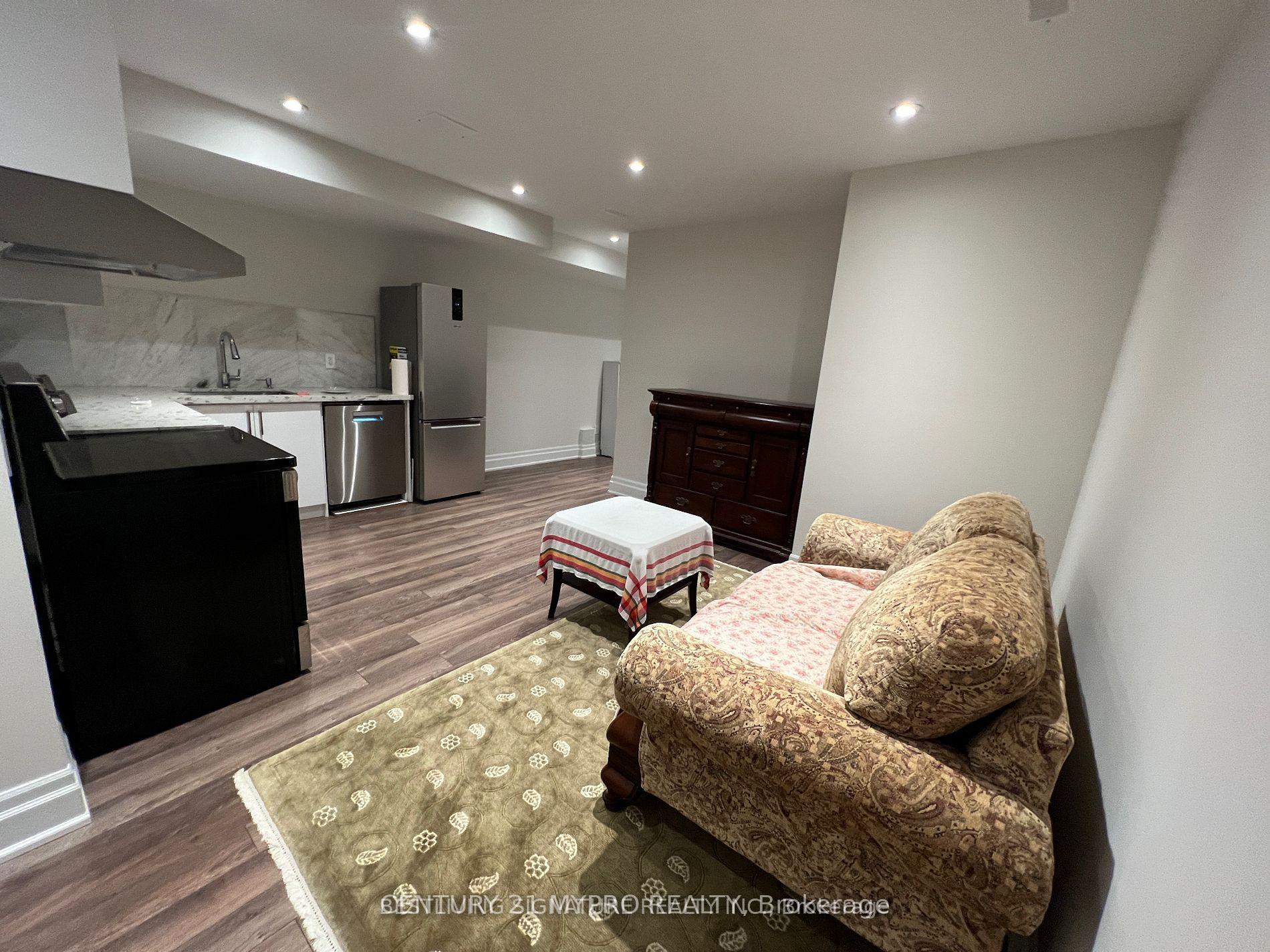 Photo 8 of 368 Balliol Street, Toronto, Mount Pleasant East — HOMEH