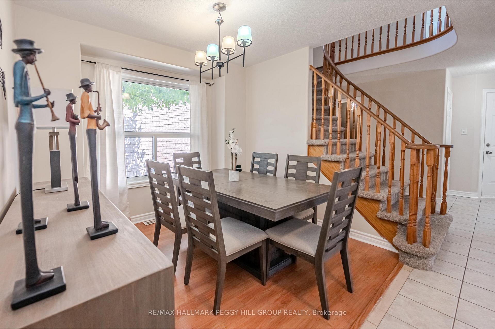 Photo 7 of 126 Madelaine Drive, Barrie, Painswick South — HOMEH