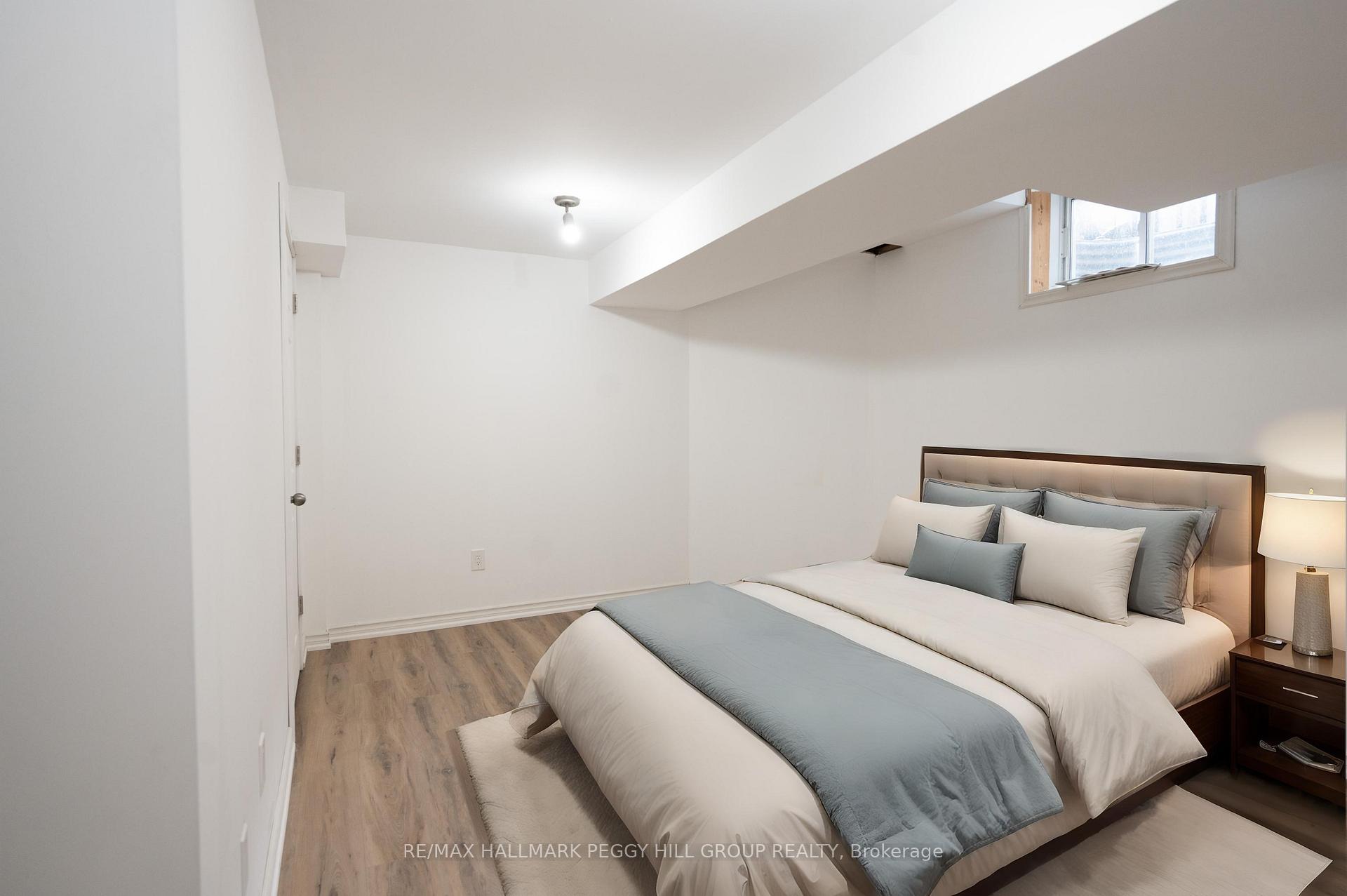 Photo 20 of 126 Madelaine Drive, Barrie, Painswick South — HOMEH