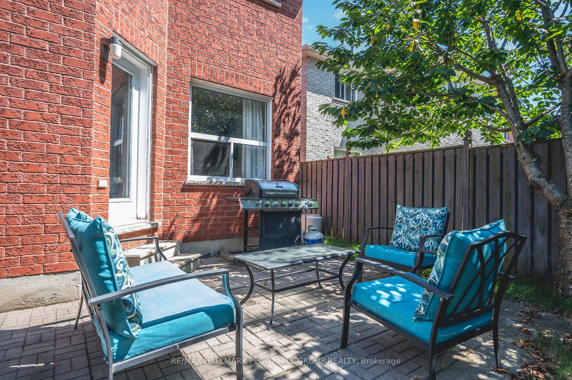 Photo 21 of 126 Madelaine Drive, Barrie, Painswick South — HOMEH