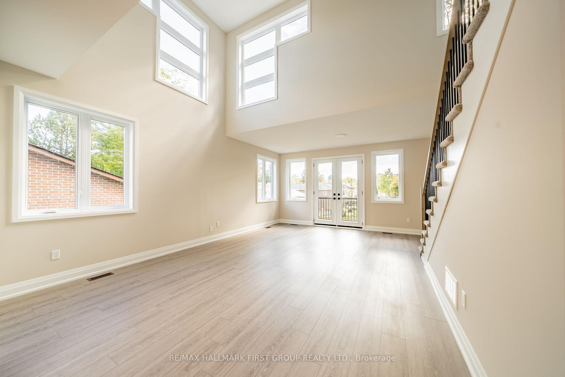 Photo 11 of 919 Dundas Street W, Whitby, Lynde Creek — HOMEH