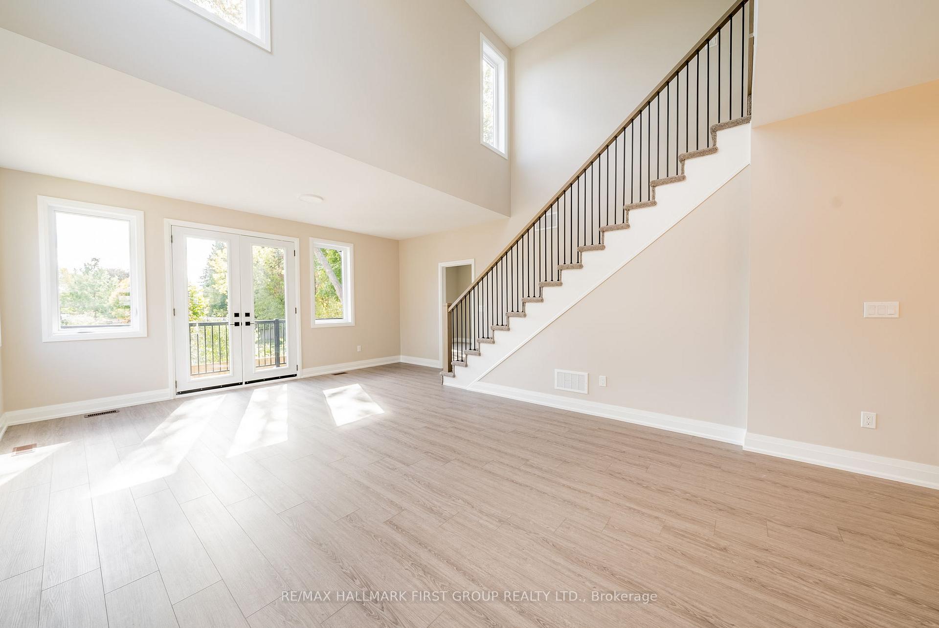 Photo 12 of 919 Dundas Street W, Whitby, Lynde Creek — HOMEH