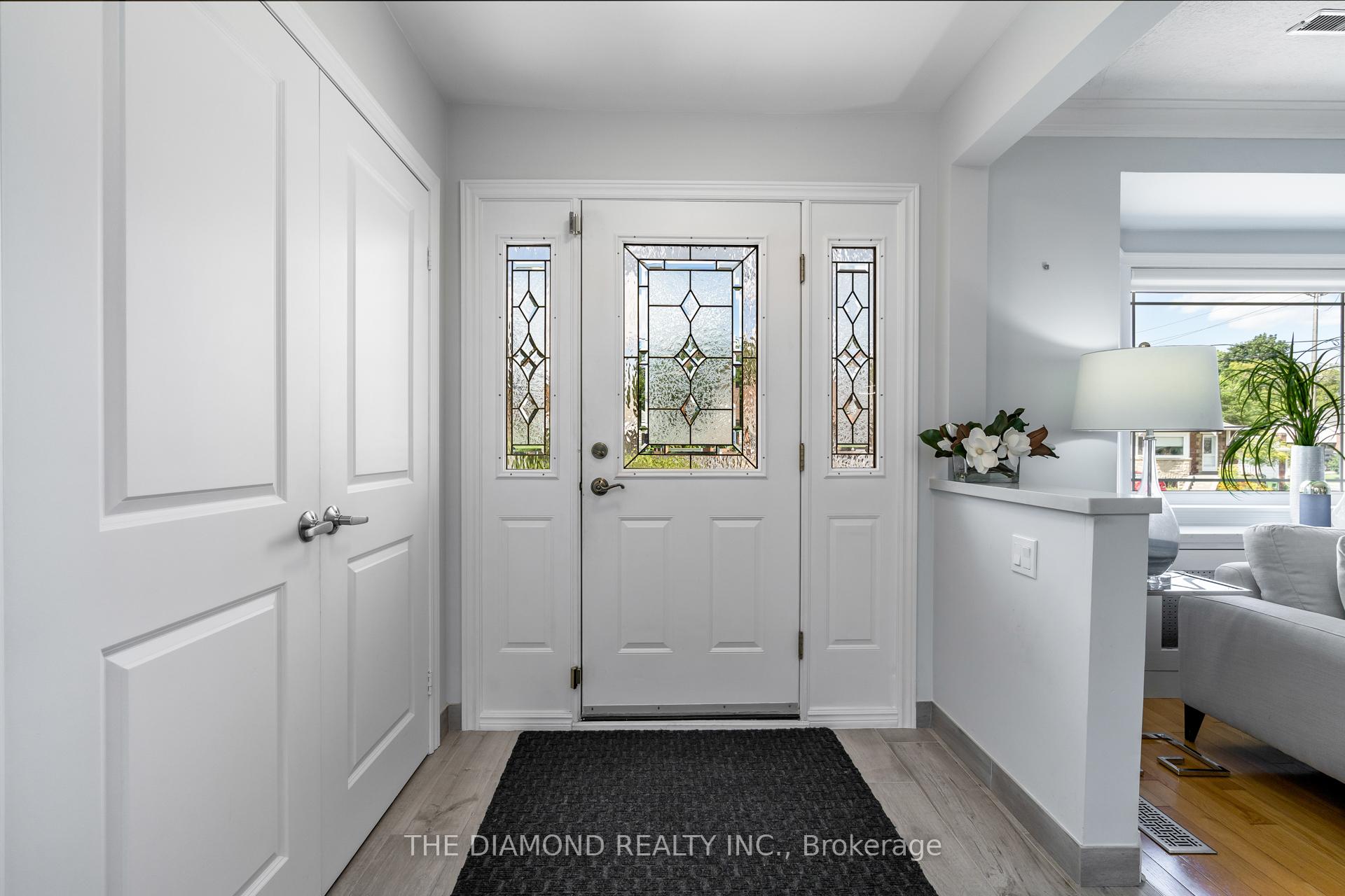 Photo 5 of 213 Glenwood Crescent, Toronto, O'Connor-Parkview — HOMEH