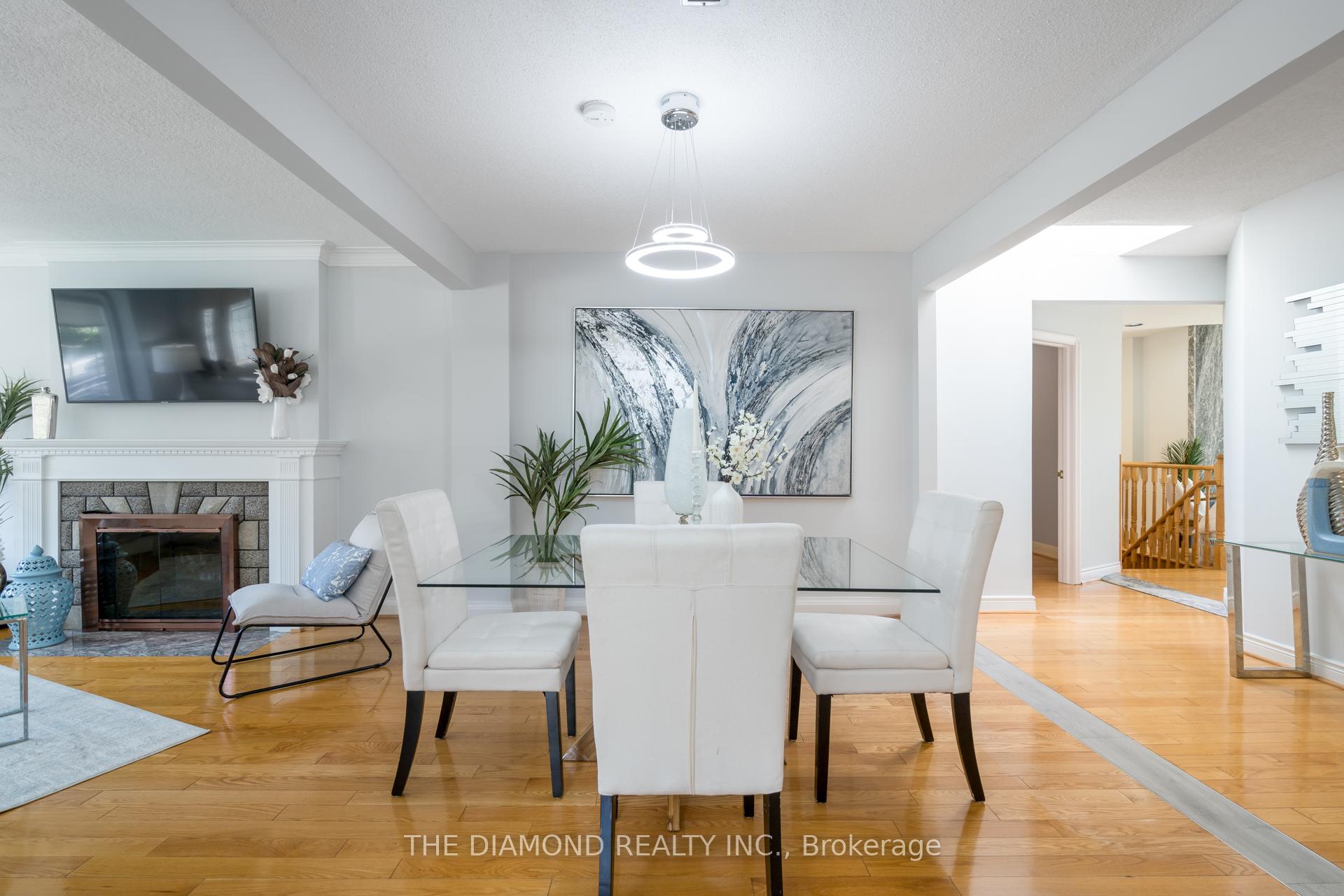 Photo 9 of 213 Glenwood Crescent, Toronto, O'Connor-Parkview — HOMEH
