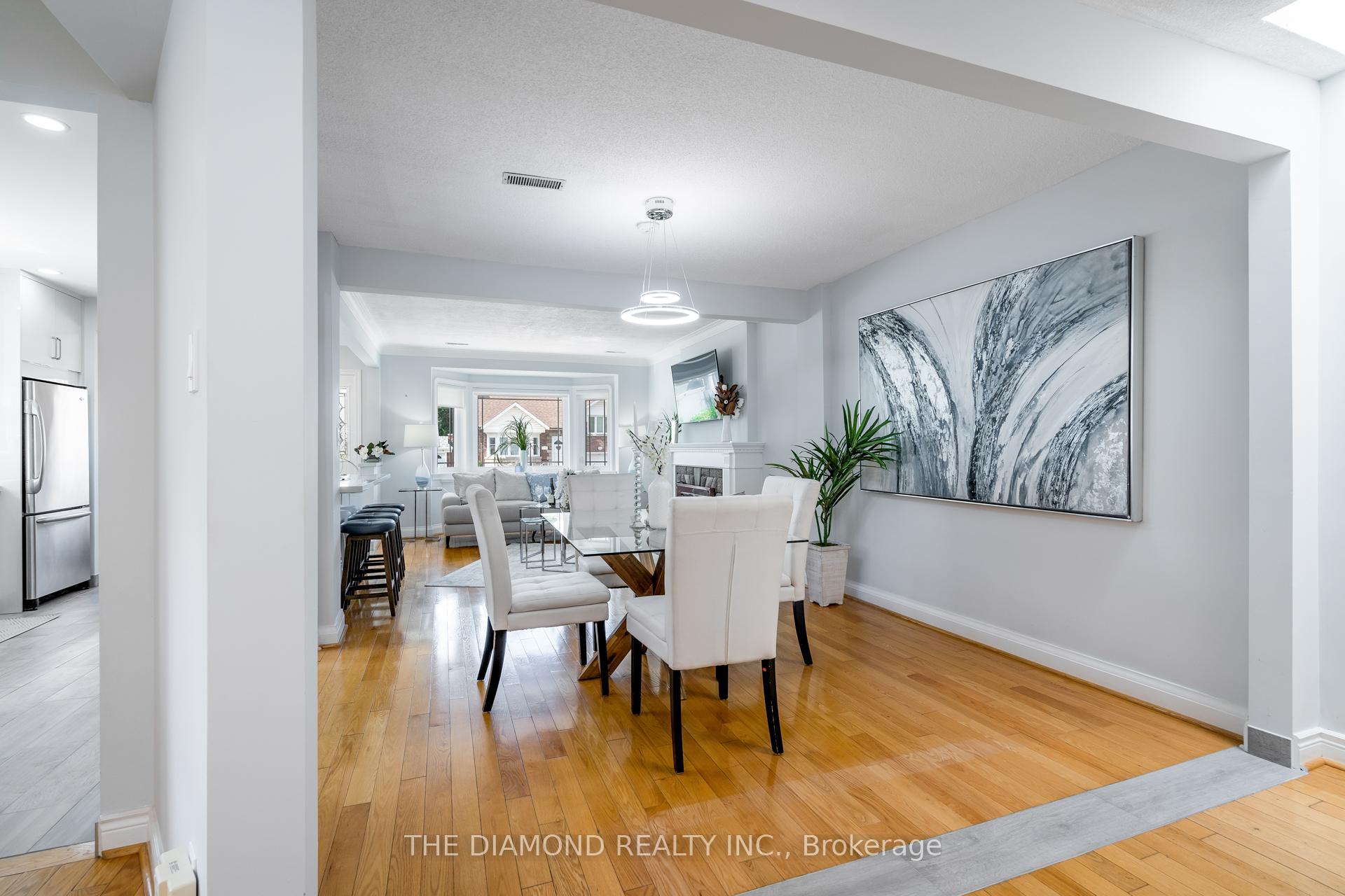 Photo 10 of 213 Glenwood Crescent, Toronto, O'Connor-Parkview — HOMEH