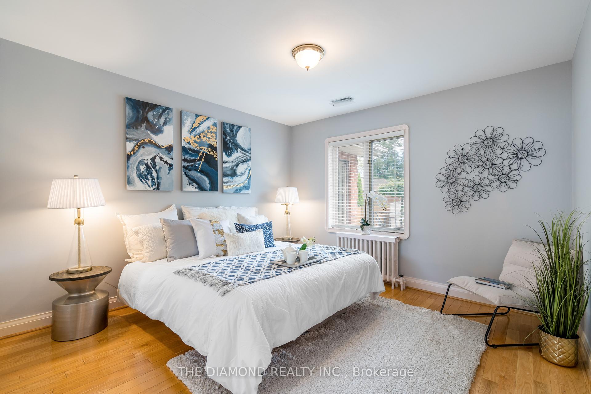 Photo 18 of 213 Glenwood Crescent, Toronto, O'Connor-Parkview — HOMEH