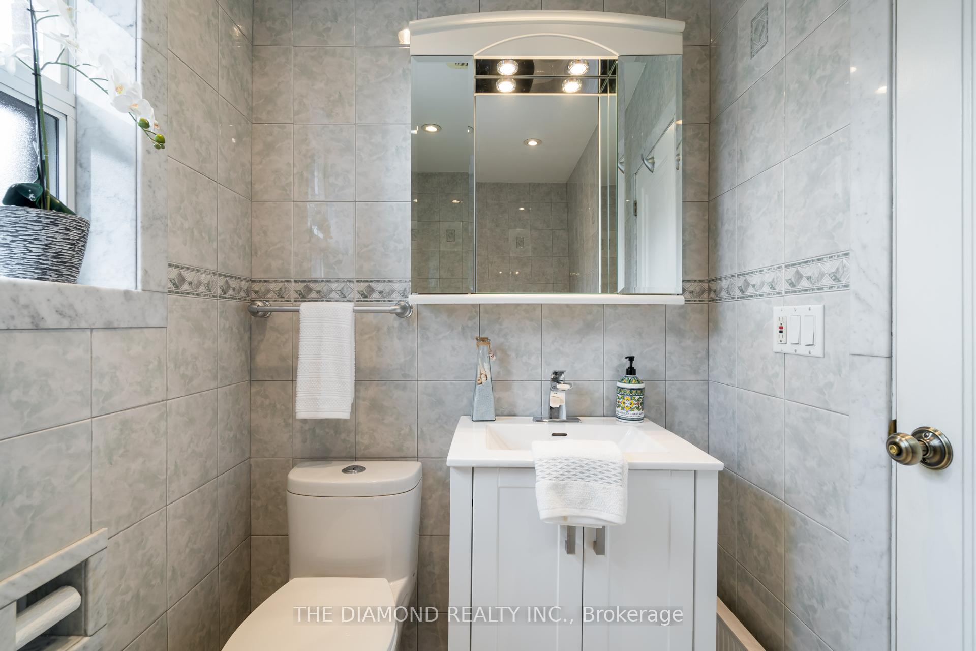 Photo 27 of 213 Glenwood Crescent, Toronto, O'Connor-Parkview — HOMEH