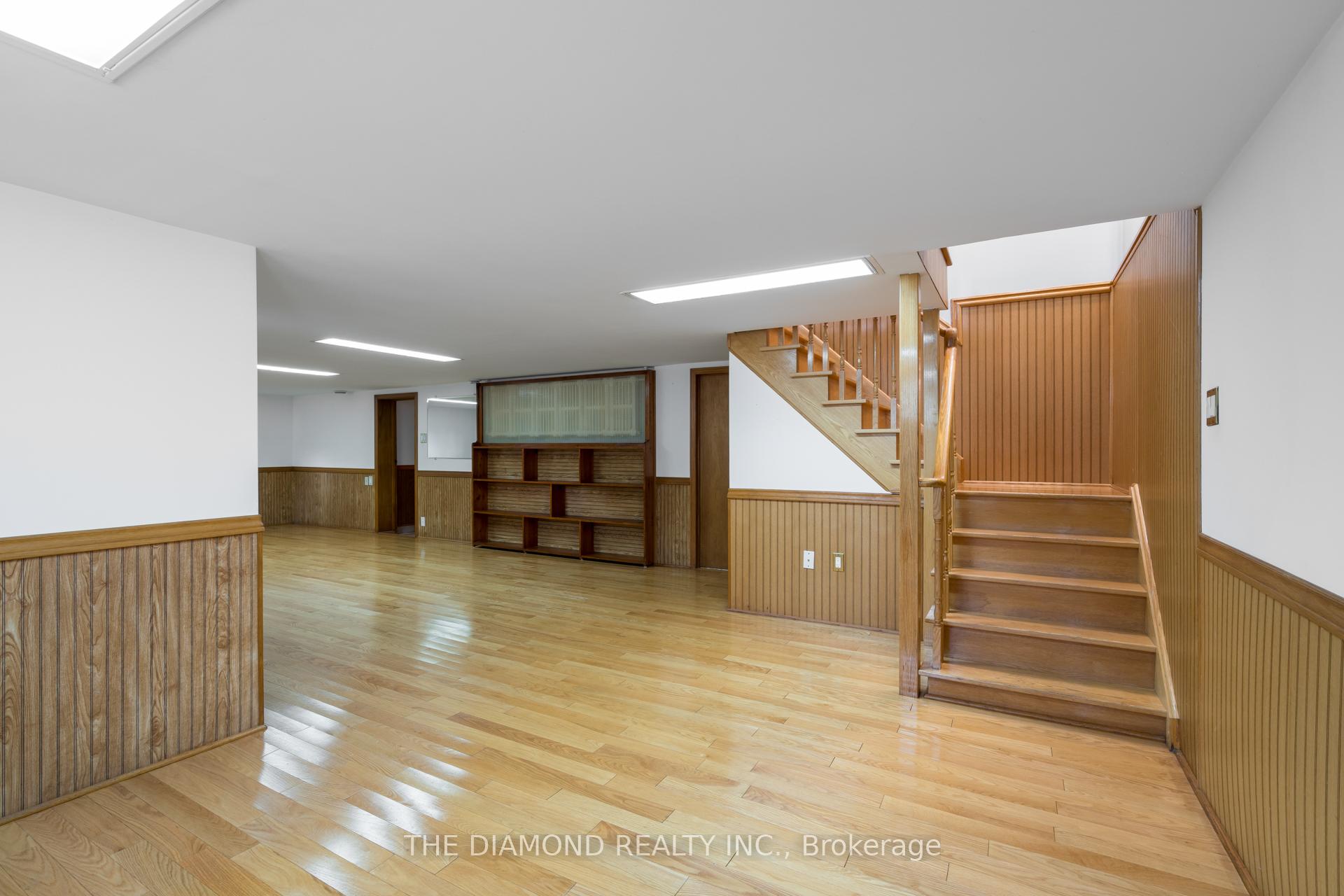 Photo 29 of 213 Glenwood Crescent, Toronto, O'Connor-Parkview — HOMEH