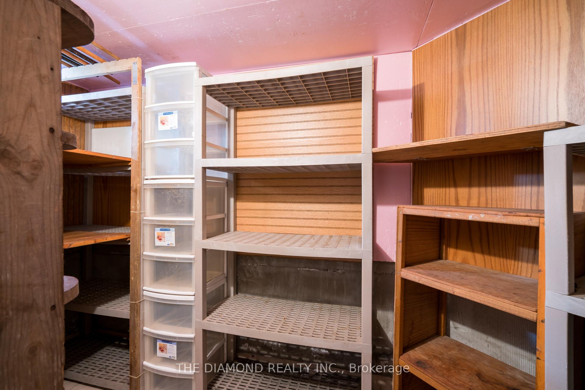 Photo 31 of 213 Glenwood Crescent, Toronto, O'Connor-Parkview — HOMEH