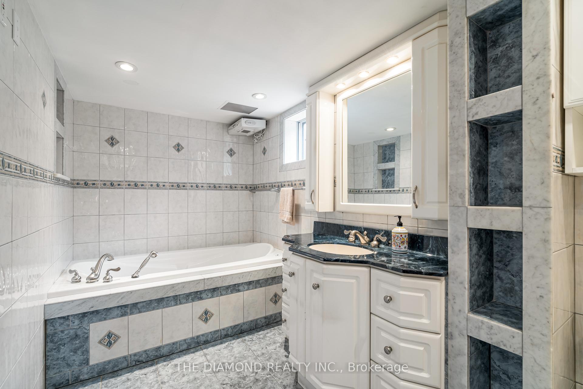 Photo 34 of 213 Glenwood Crescent, Toronto, O'Connor-Parkview — HOMEH