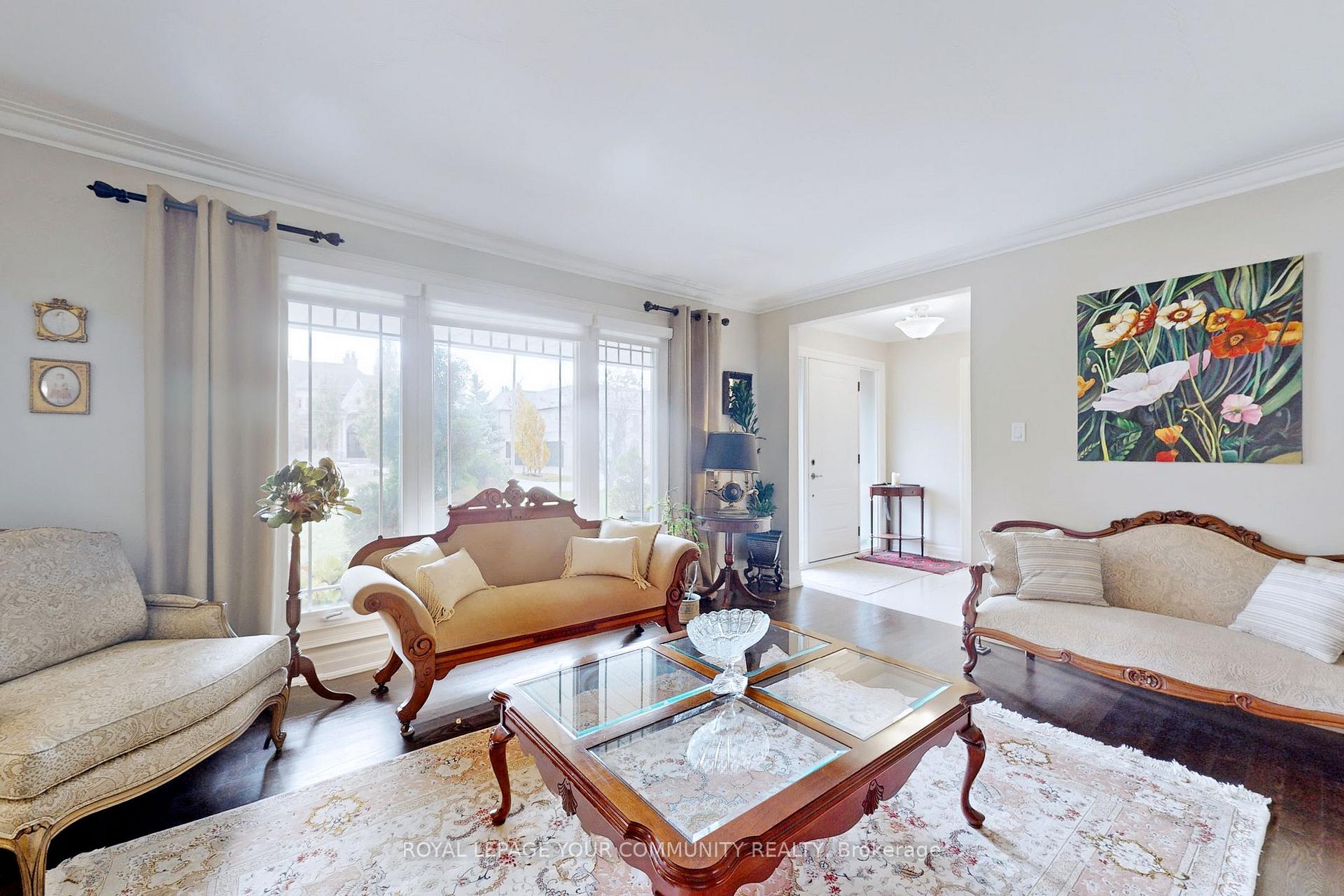 Photo 8 of 22 Helen Avenue, Vaughan, Uplands — HOMEH