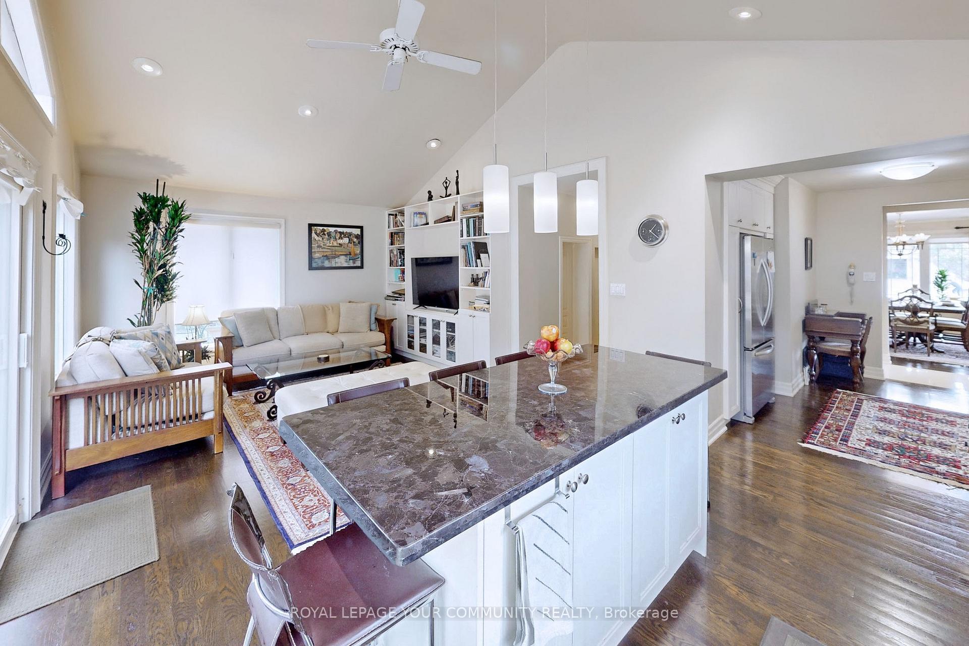 Photo 17 of 22 Helen Avenue, Vaughan, Uplands — HOMEH
