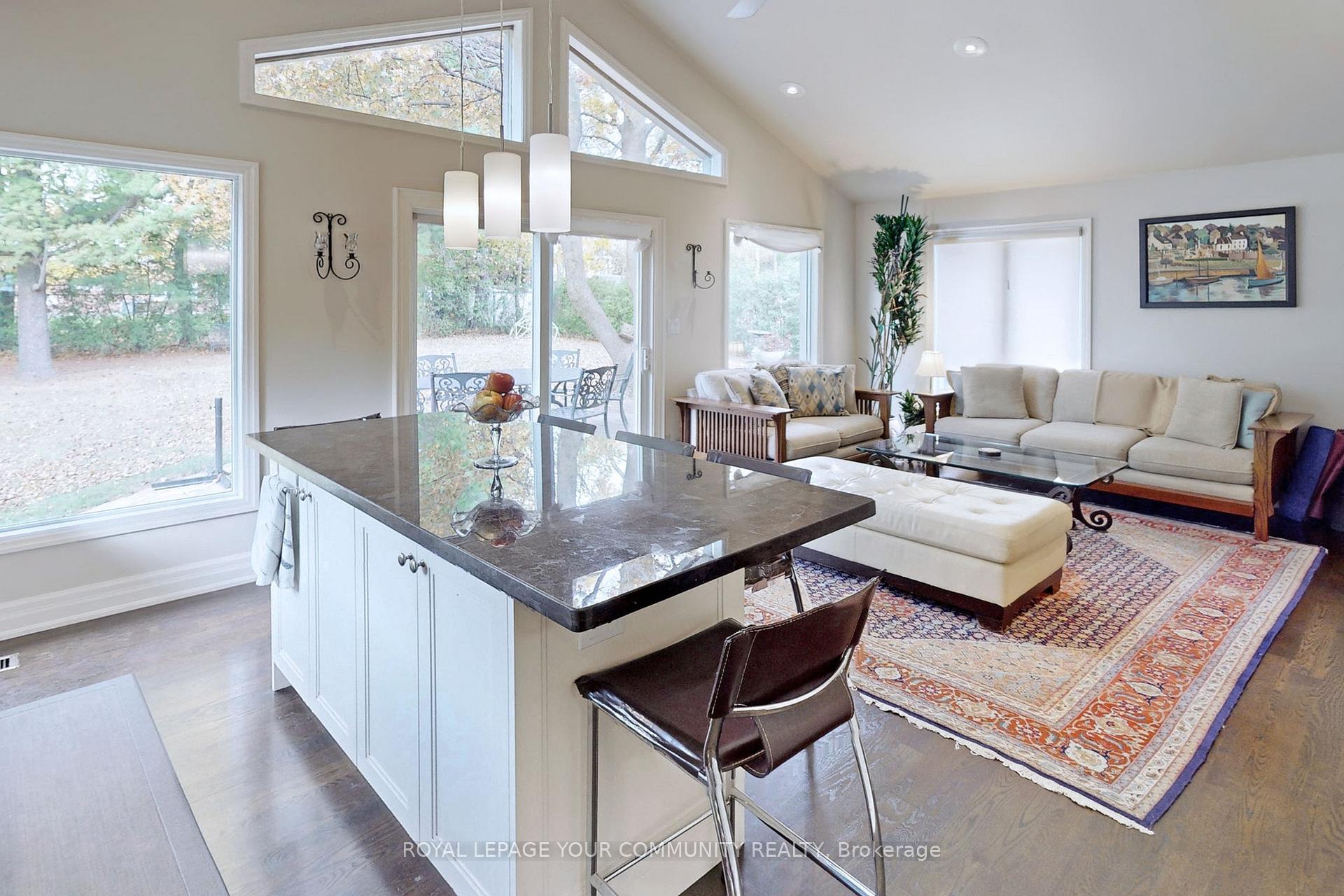 Photo 19 of 22 Helen Avenue, Vaughan, Uplands — HOMEH