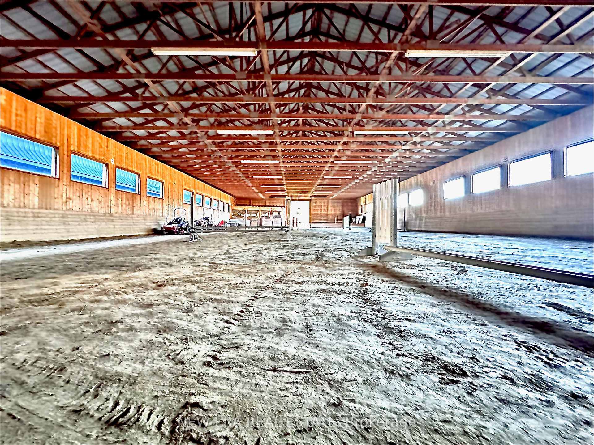 Photo 40 of 16700 10th Concession Road, King, Schomberg — HOMEH