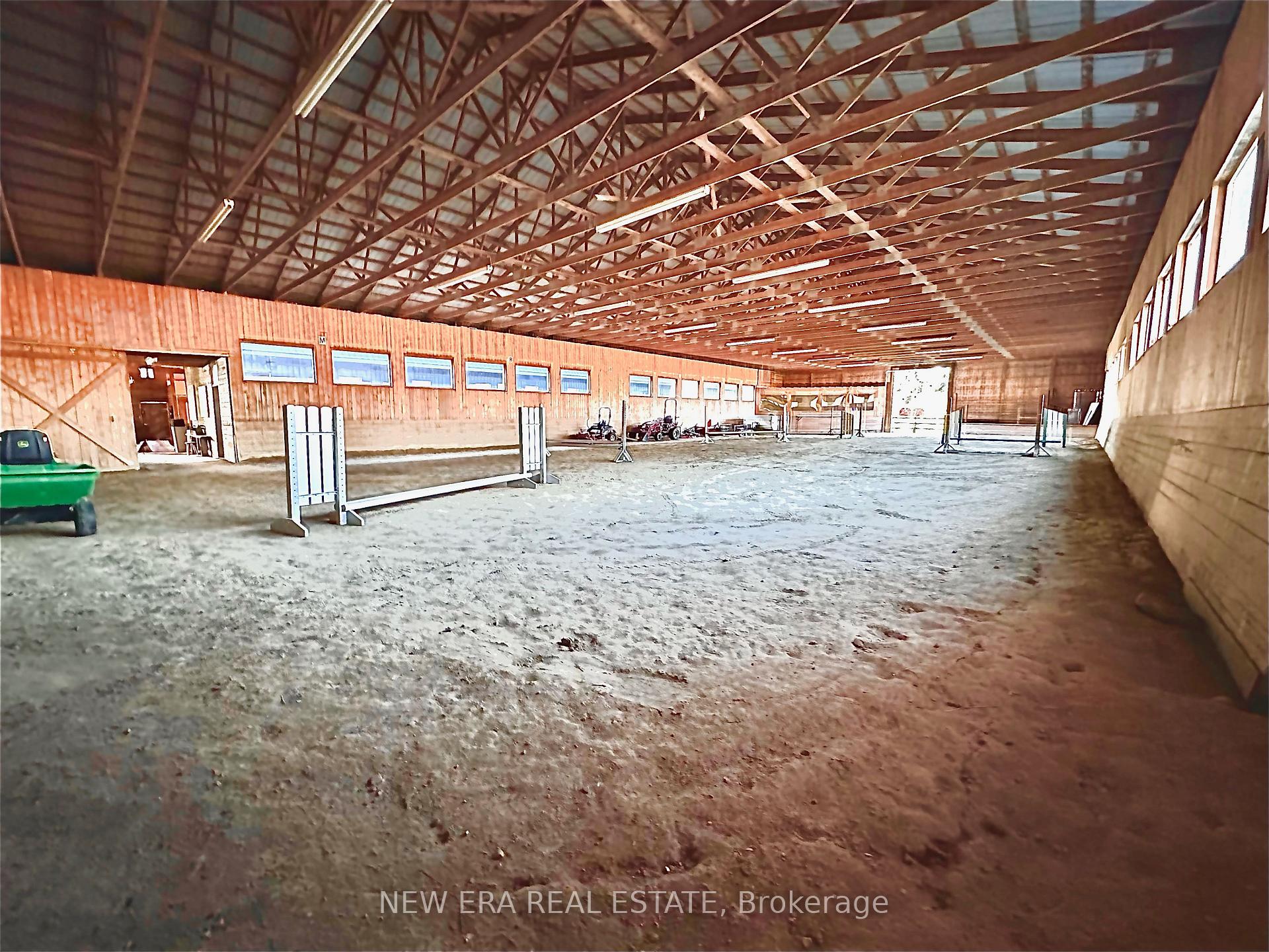 Photo 39 of 16700 10th Concession Road, King, Schomberg — HOMEH
