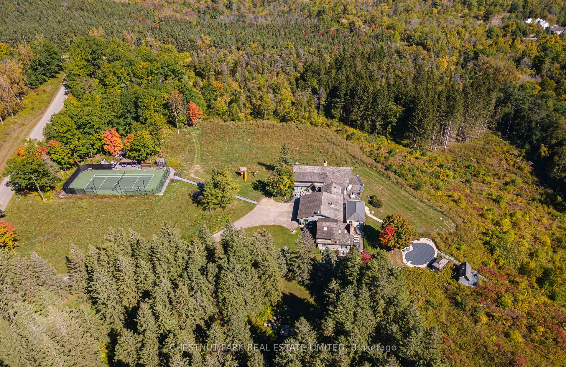Photo 36 of 1 Northridge Trail, Caledon, Caledon Village — HOMEH