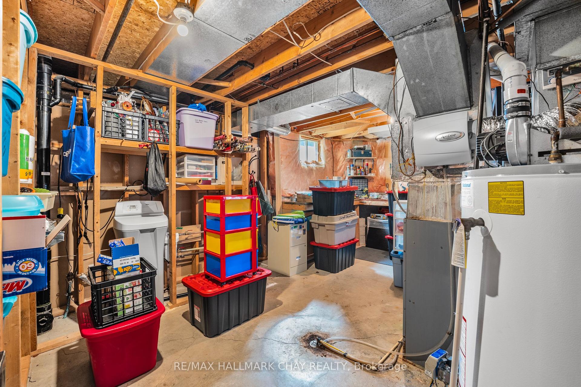 Photo 32 of 22 Thackeray Crescent, Barrie, Letitia Heights — HOMEH