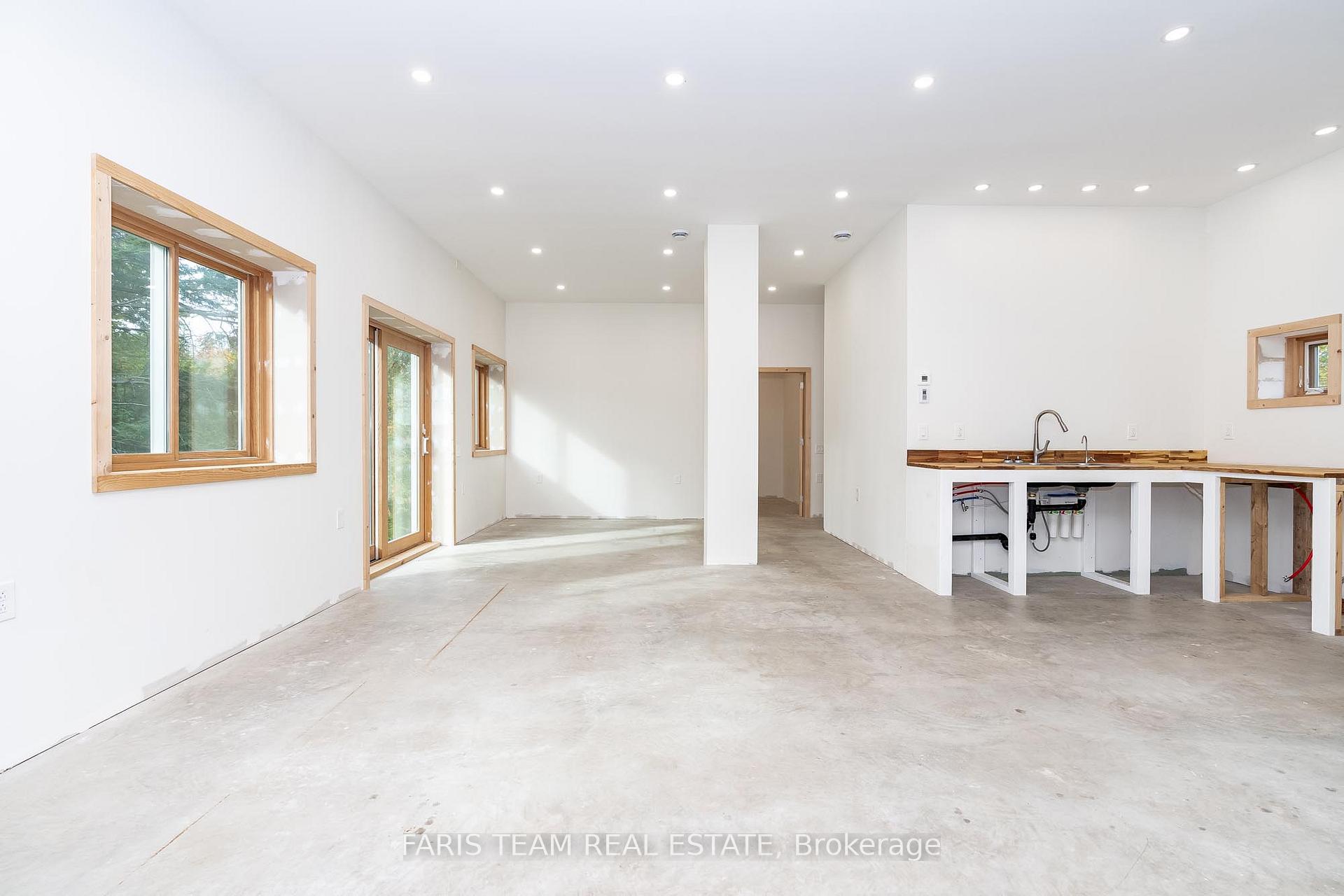 Photo 7 of 2576 Champlain Road, Tiny, Rural Tiny — HOMEH