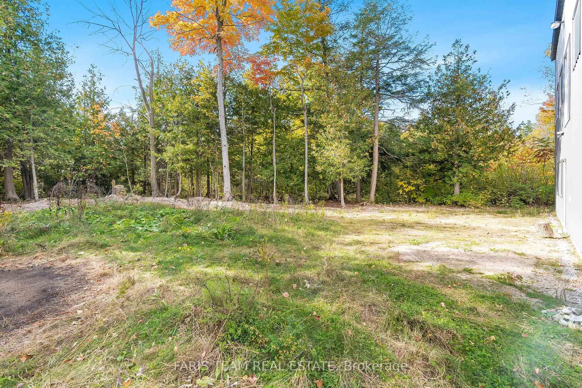 Photo 15 of 2576 Champlain Road, Tiny, Rural Tiny — HOMEH