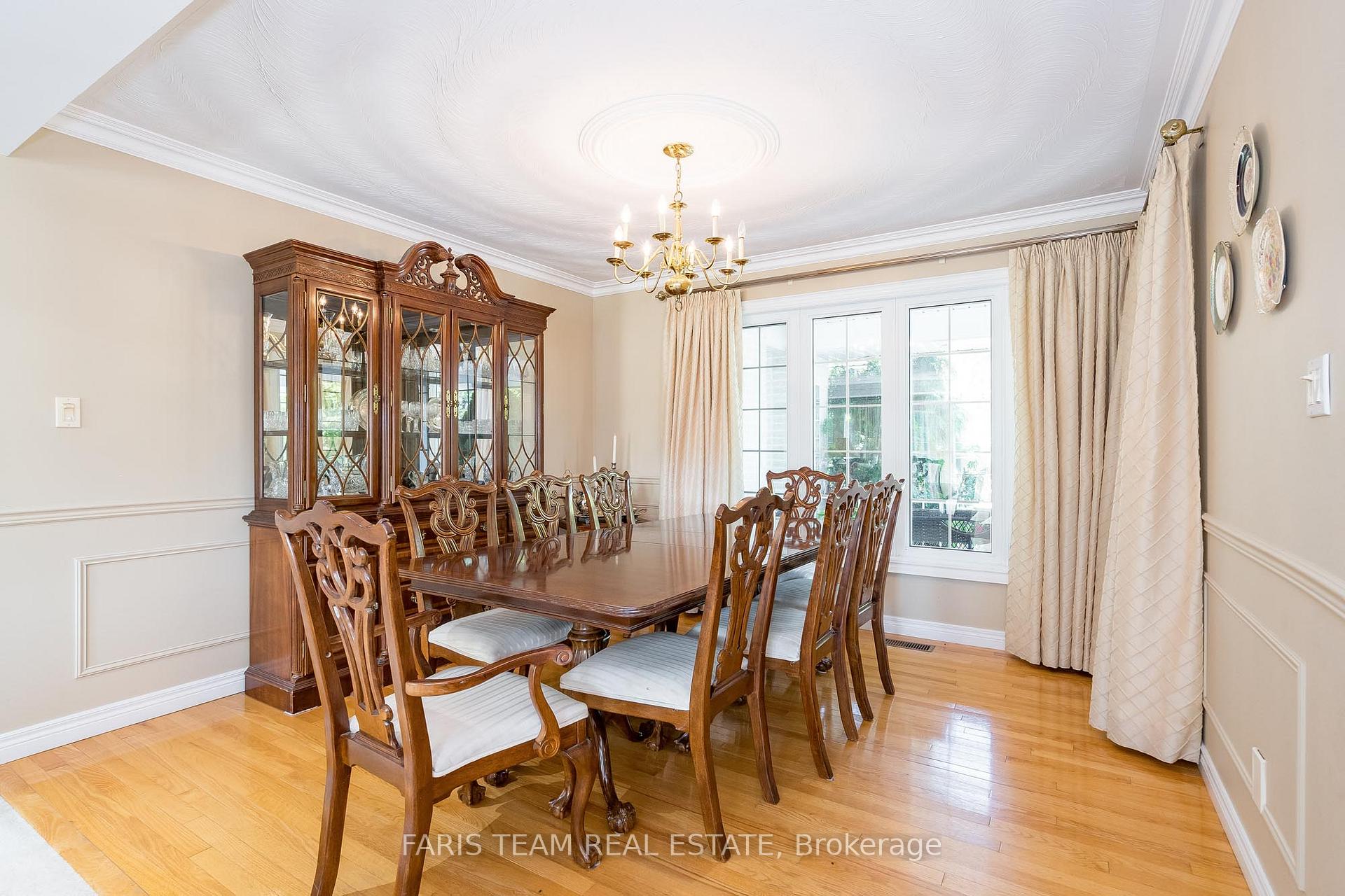 Photo 7 of 1331 Flos Road 3 E, Springwater, Rural Springwater — HOMEH