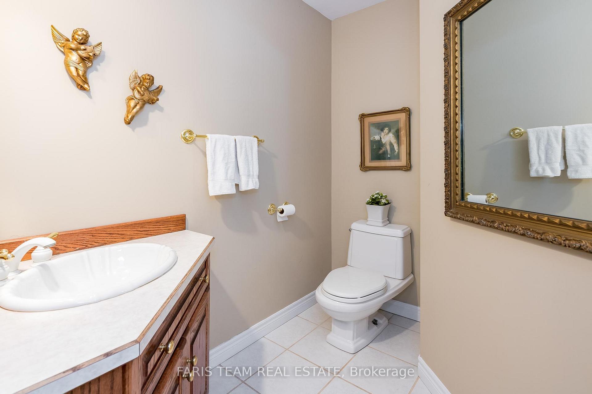 Photo 23 of 1331 Flos Road 3 E, Springwater, Rural Springwater — HOMEH