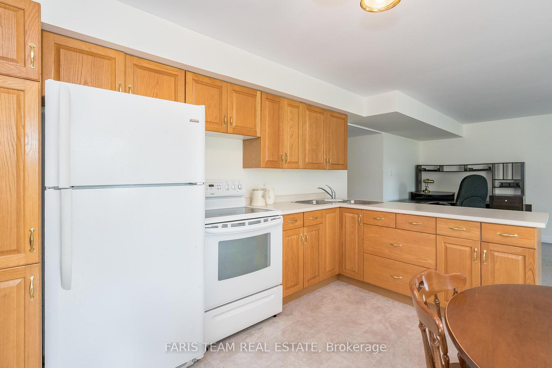 Photo 14 of 1331 Flos Road 3 E, Springwater, Rural Springwater — HOMEH