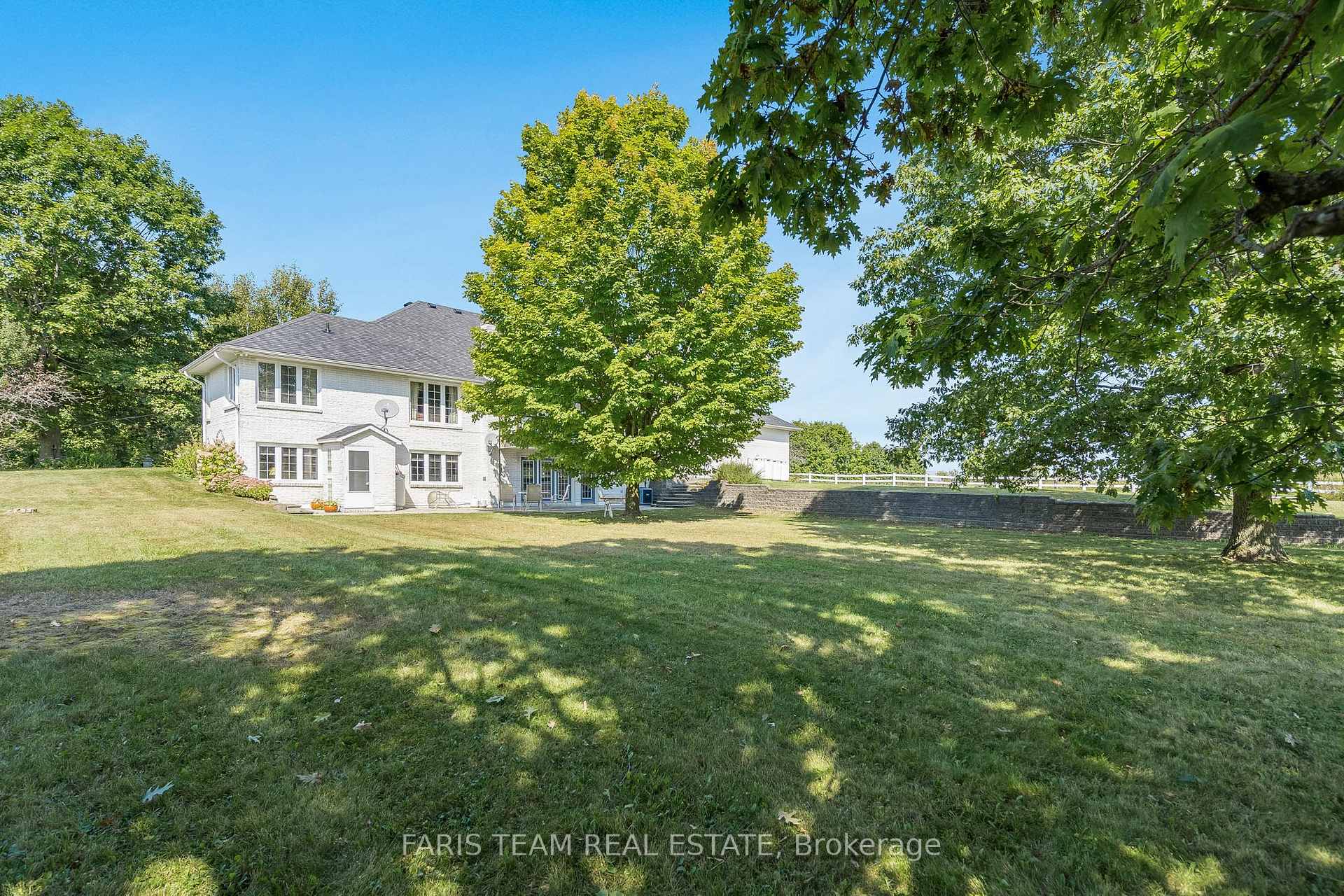 Photo 27 of 1331 Flos Road 3 E, Springwater, Rural Springwater — HOMEH