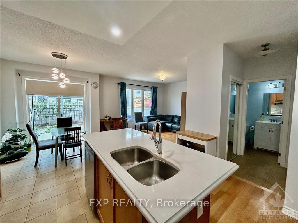 Photo 2 of 2484 River Mist Road, Ottawa, Barrhaven - Half Moon Bay — HOMEH