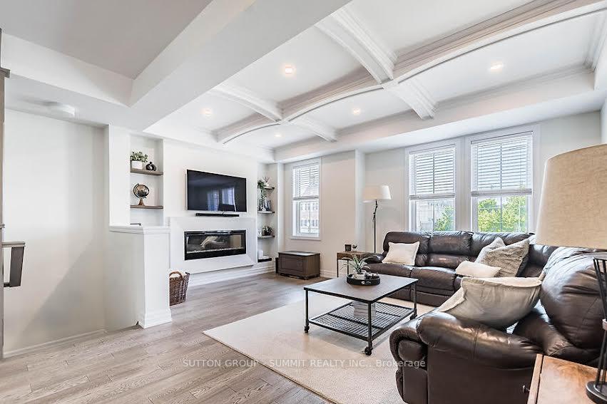 Photo 3 of 2277 Major Mackenzie Drive, Vaughan, Maple — HOMEH