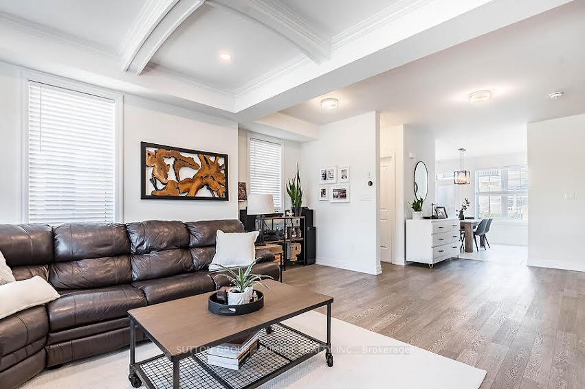 Photo 4 of 2277 Major Mackenzie Drive, Vaughan, Maple — HOMEH