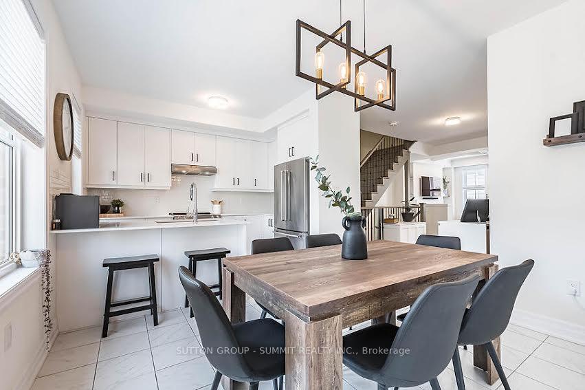 Photo 6 of 2277 Major Mackenzie Drive, Vaughan, Maple — HOMEH
