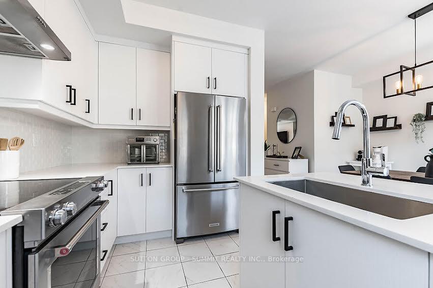 Photo 7 of 2277 Major Mackenzie Drive, Vaughan, Maple — HOMEH