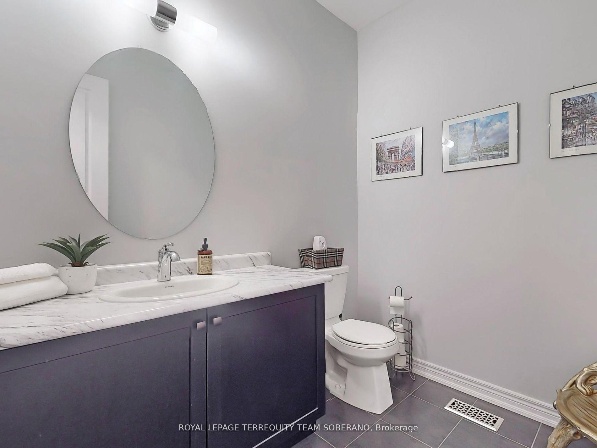 Photo 18 of 80 Pine Hill Crescent, Aurora, Aurora Estates — HOMEH