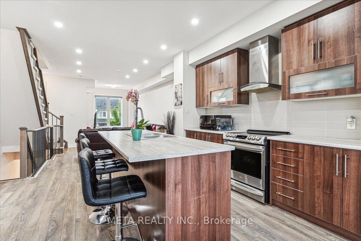 Photo 5 of 33 Donald Fleming Way, Whitby, Pringle Creek — HOMEH