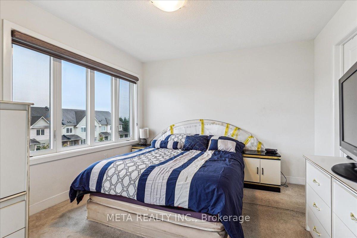 Photo 15 of 33 Donald Fleming Way, Whitby, Pringle Creek — HOMEH