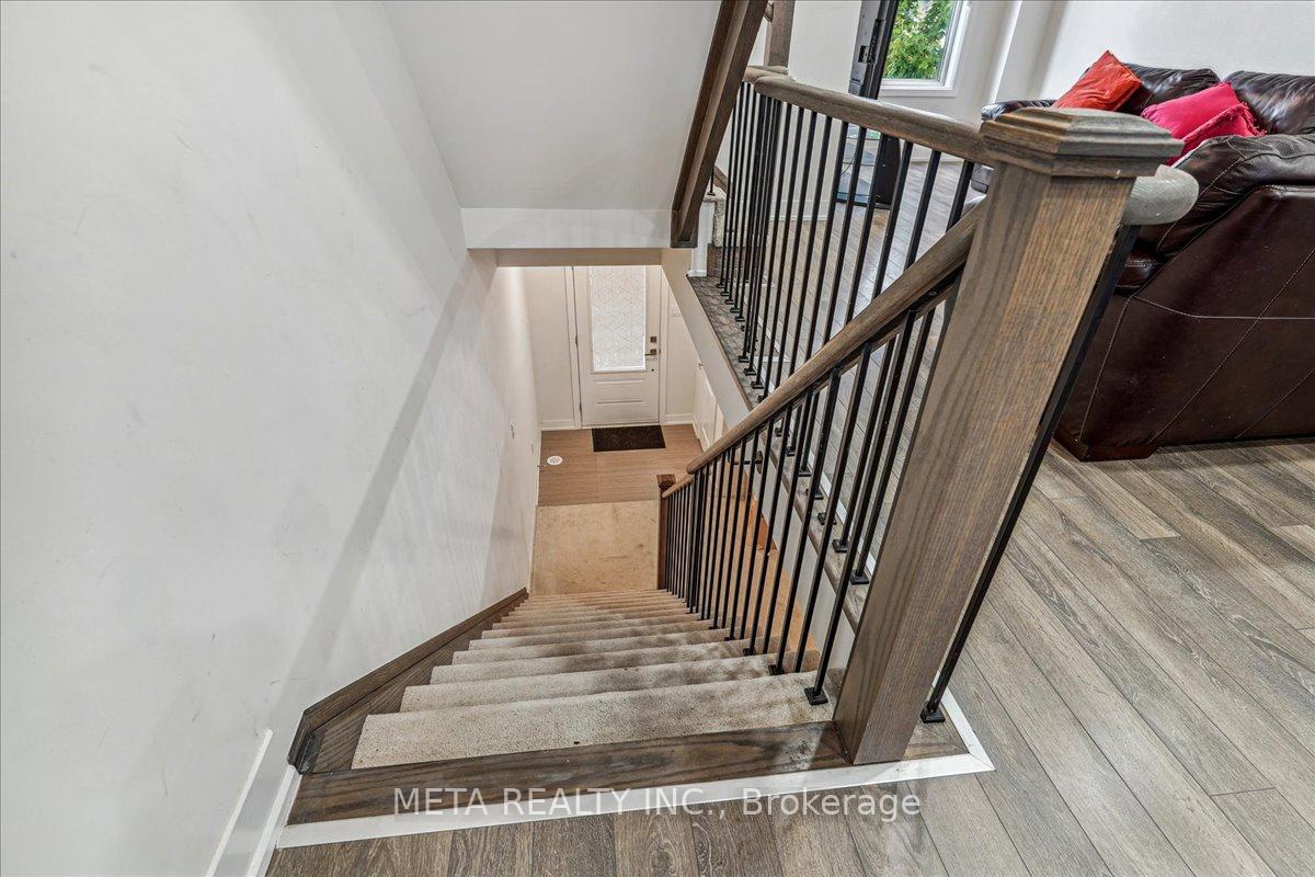 Photo 24 of 33 Donald Fleming Way, Whitby, Pringle Creek — HOMEH