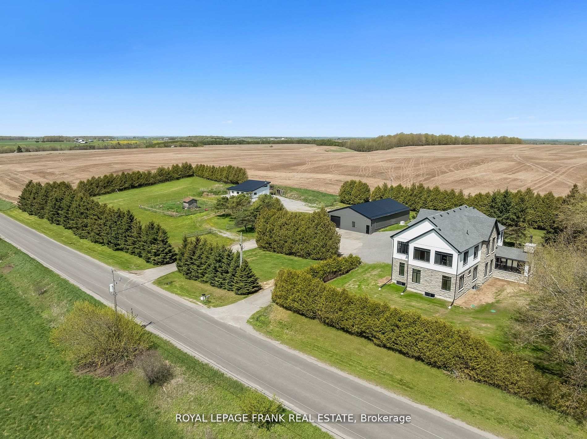 Photo 2 of 3771 Devitts Road, Scugog, Blackstock — HOMEH