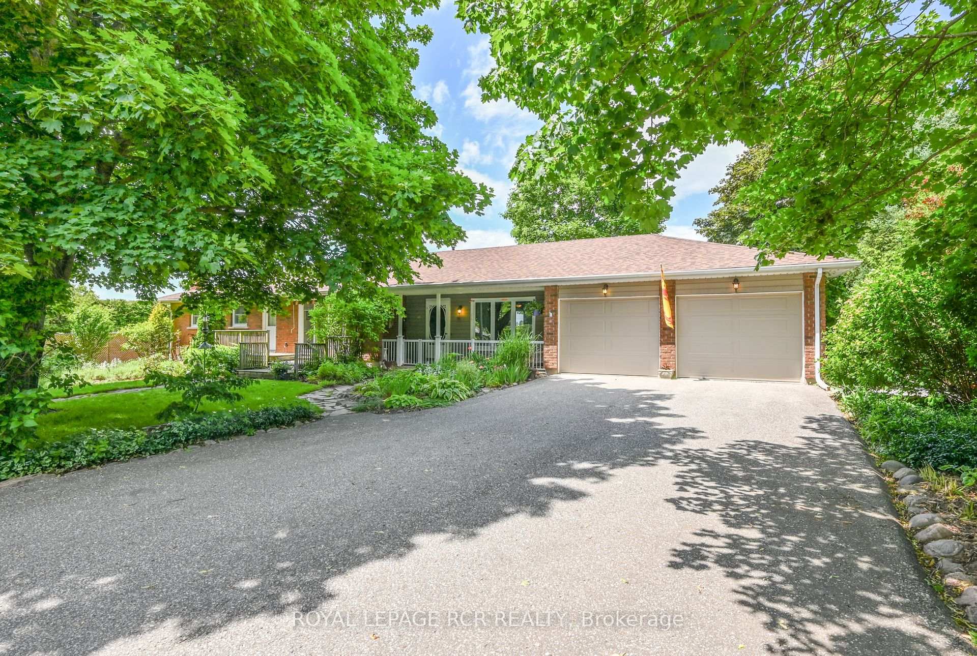 Photo 2 of 6438 9th Line, New Tecumseth, Beeton — HOMEH