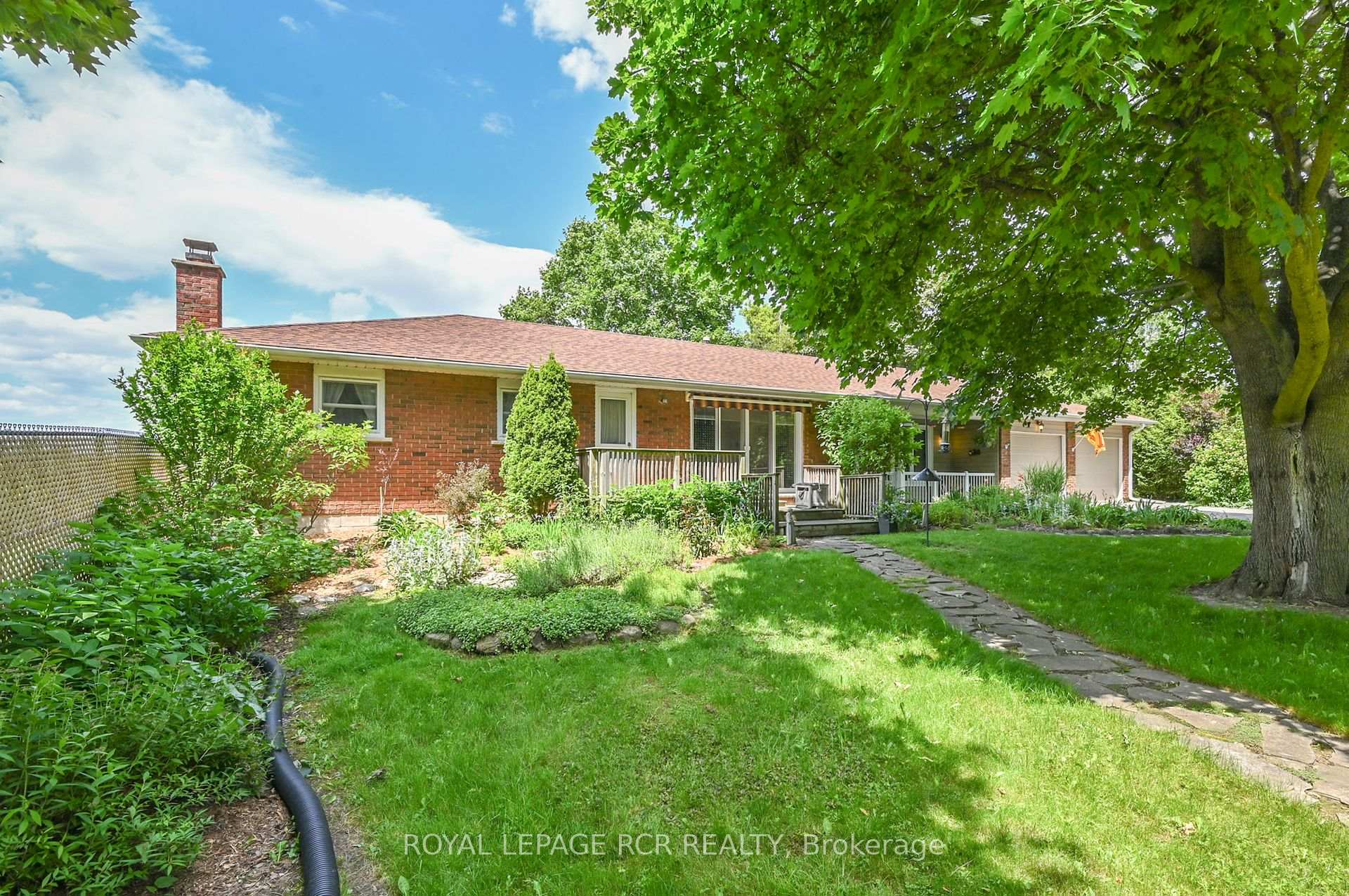Photo 3 of 6438 9th Line, New Tecumseth, Beeton — HOMEH