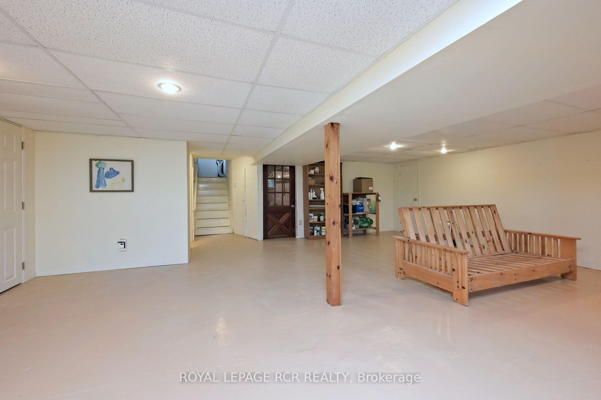 Photo 17 of 6438 9th Line, New Tecumseth, Beeton — HOMEH