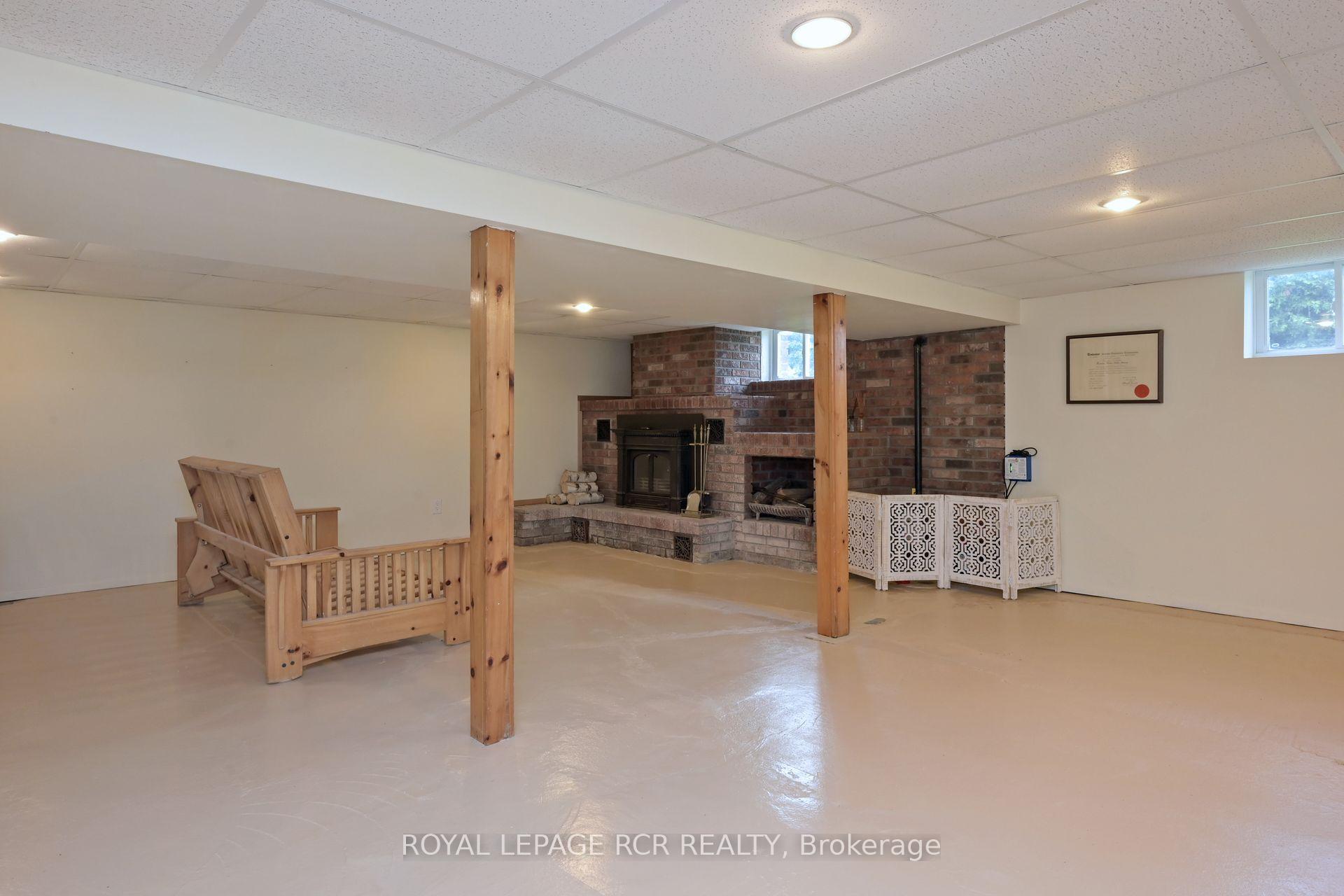 Photo 18 of 6438 9th Line, New Tecumseth, Beeton — HOMEH