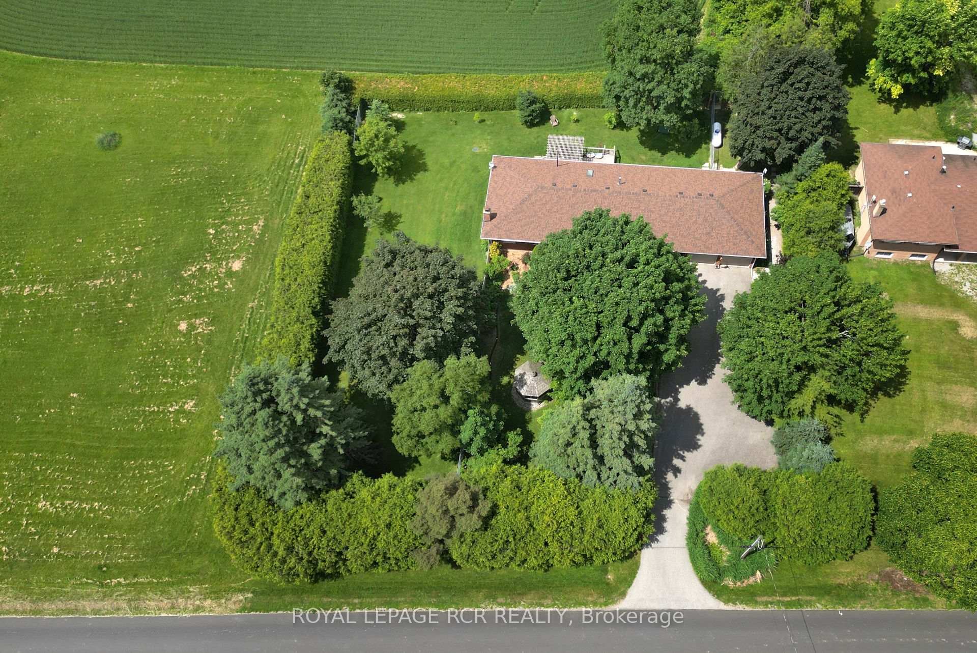 Photo 28 of 6438 9th Line, New Tecumseth, Beeton — HOMEH