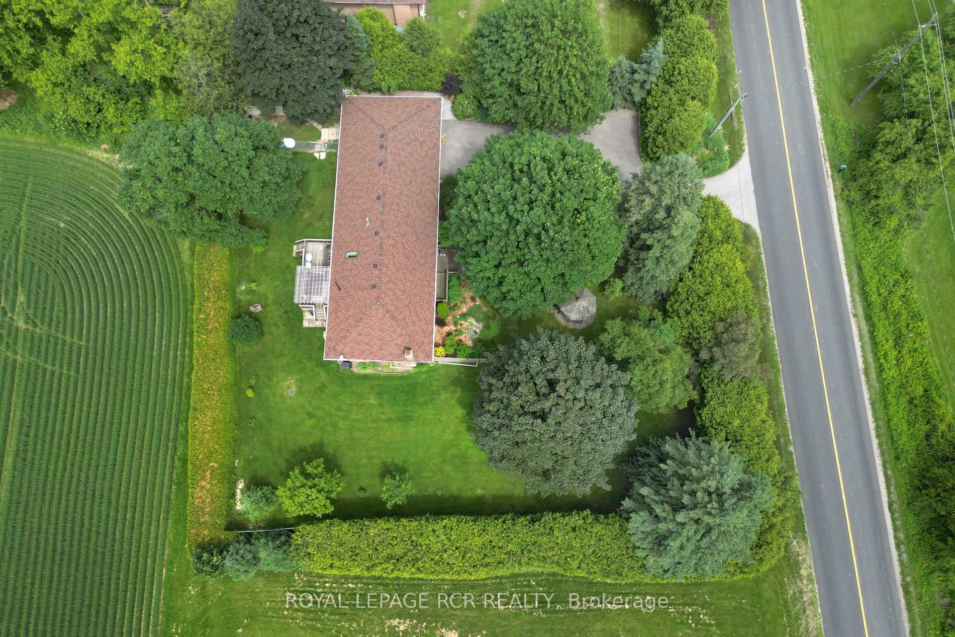 Photo 24 of 6438 9th Line, New Tecumseth, Beeton — HOMEH