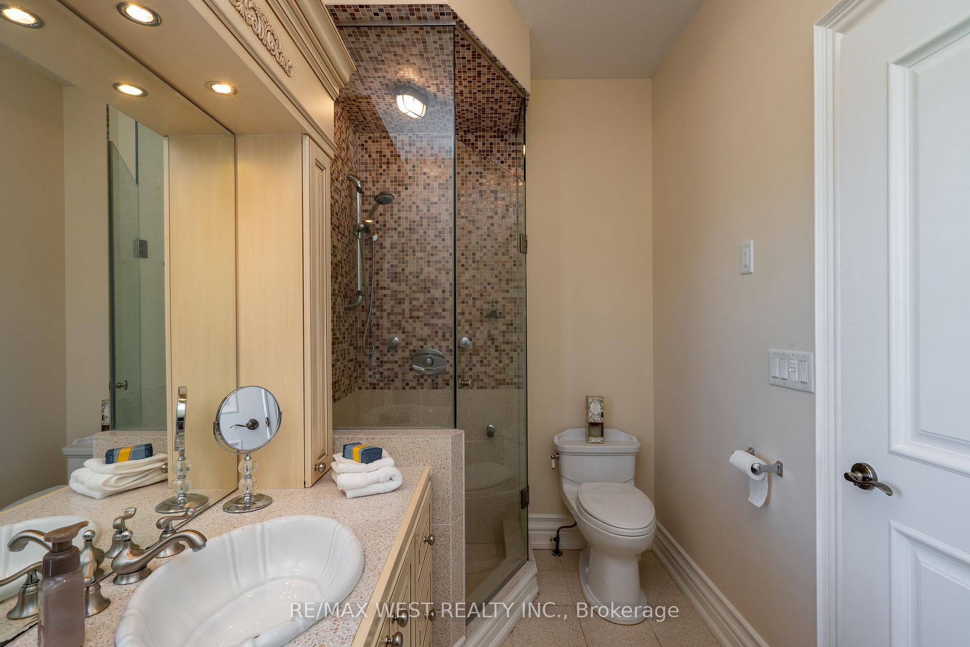 Photo 28 of 309 Treelawn Boulevard, Vaughan, Kleinburg — HOMEH
