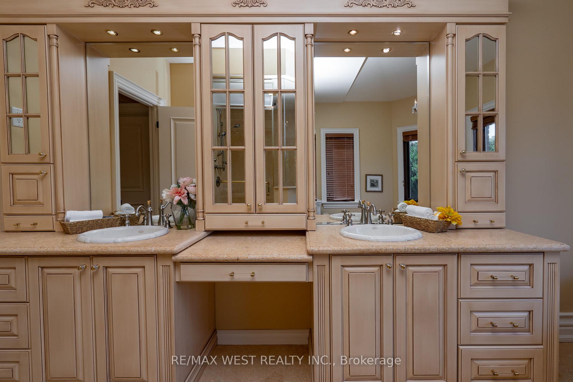 Photo 31 of 309 Treelawn Boulevard, Vaughan, Kleinburg — HOMEH