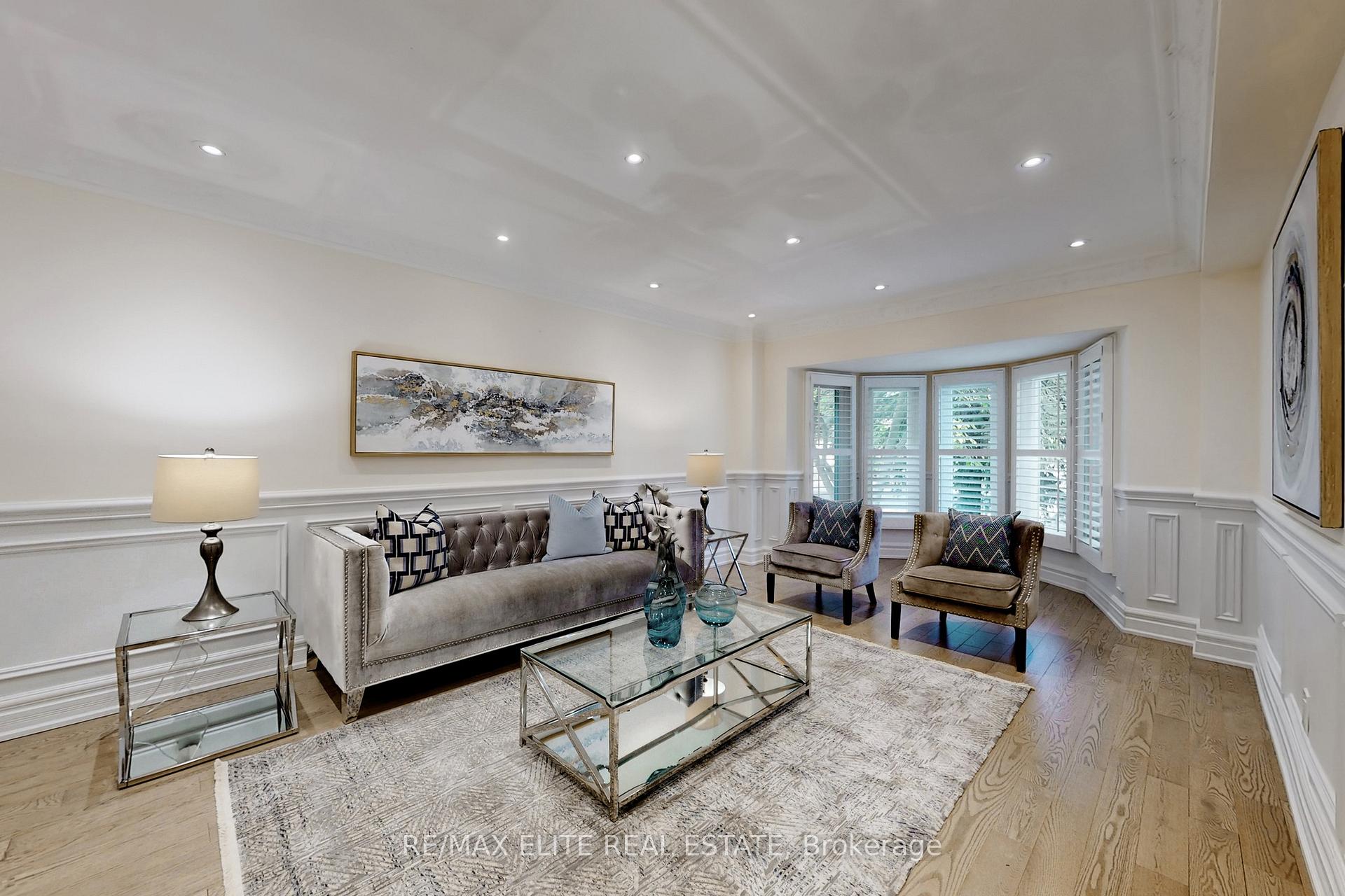 Photo 2 of 30 John Button Boulevard, Markham, Buttonville — HOMEH