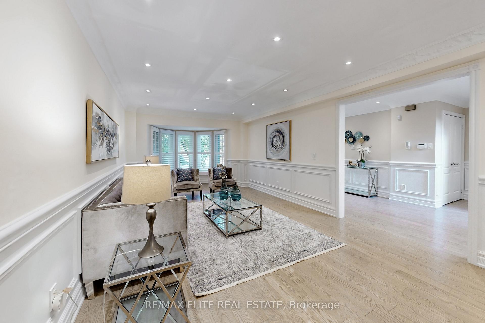 Photo 4 of 30 John Button Boulevard, Markham, Buttonville — HOMEH