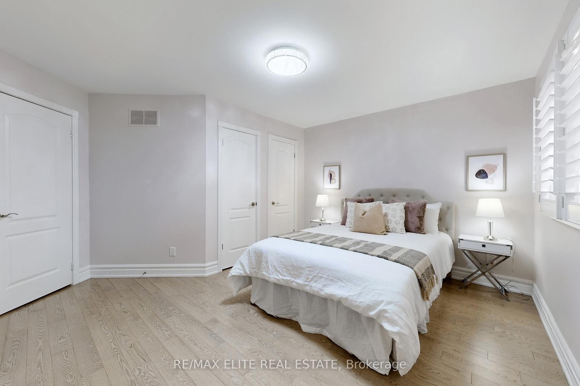 Photo 22 of 30 John Button Boulevard, Markham, Buttonville — HOMEH
