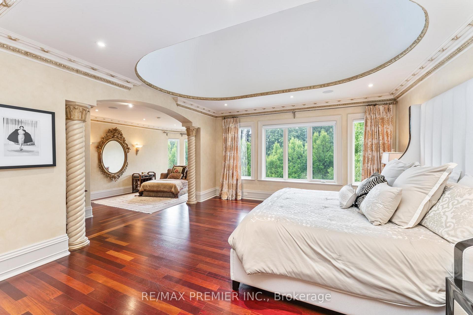 Photo 12 of 320 Balding Boulevard, Vaughan, East Woodbridge — HOMEH